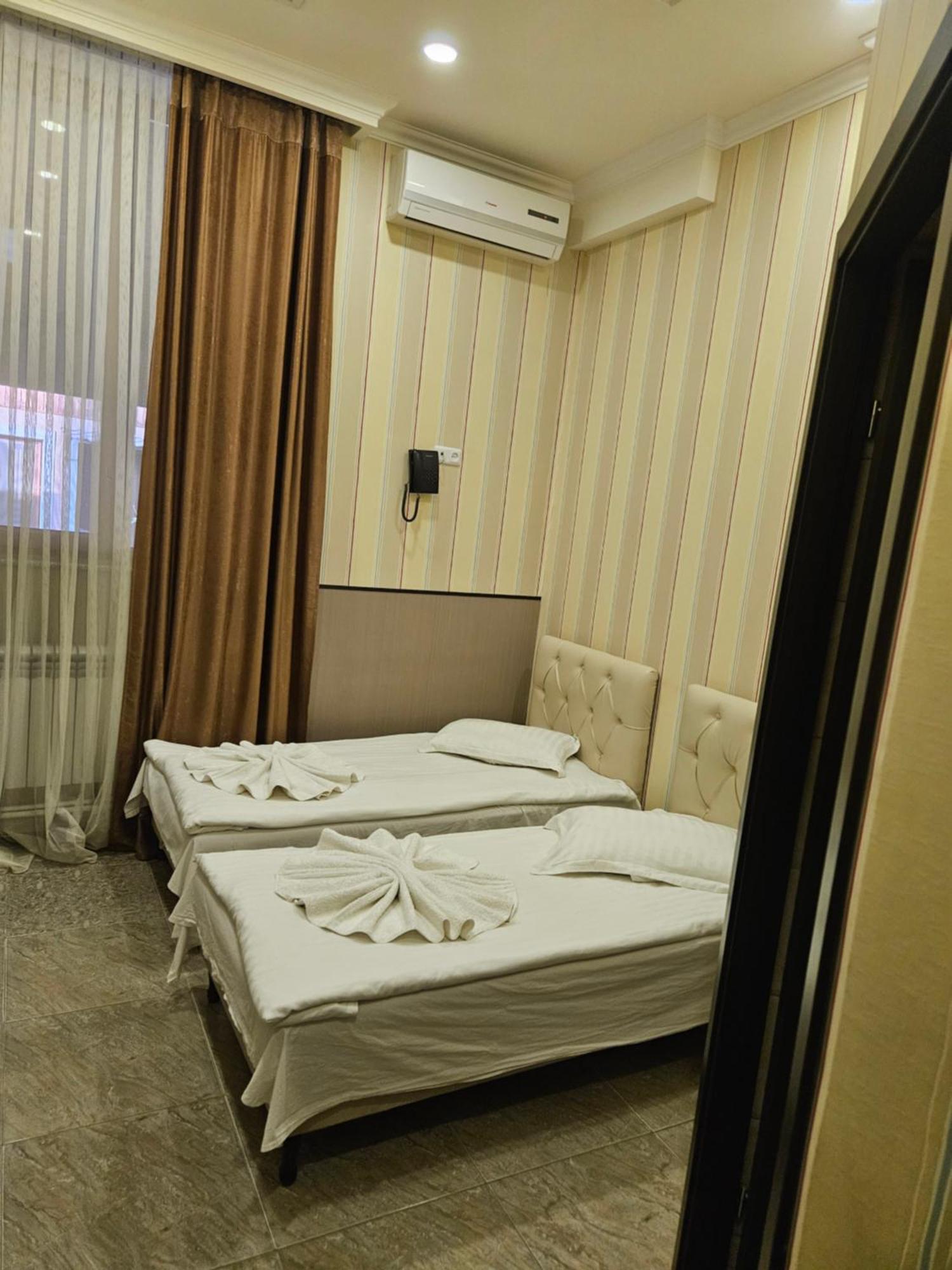 Eridana Hotel Yerevan Ngoại thất bức ảnh