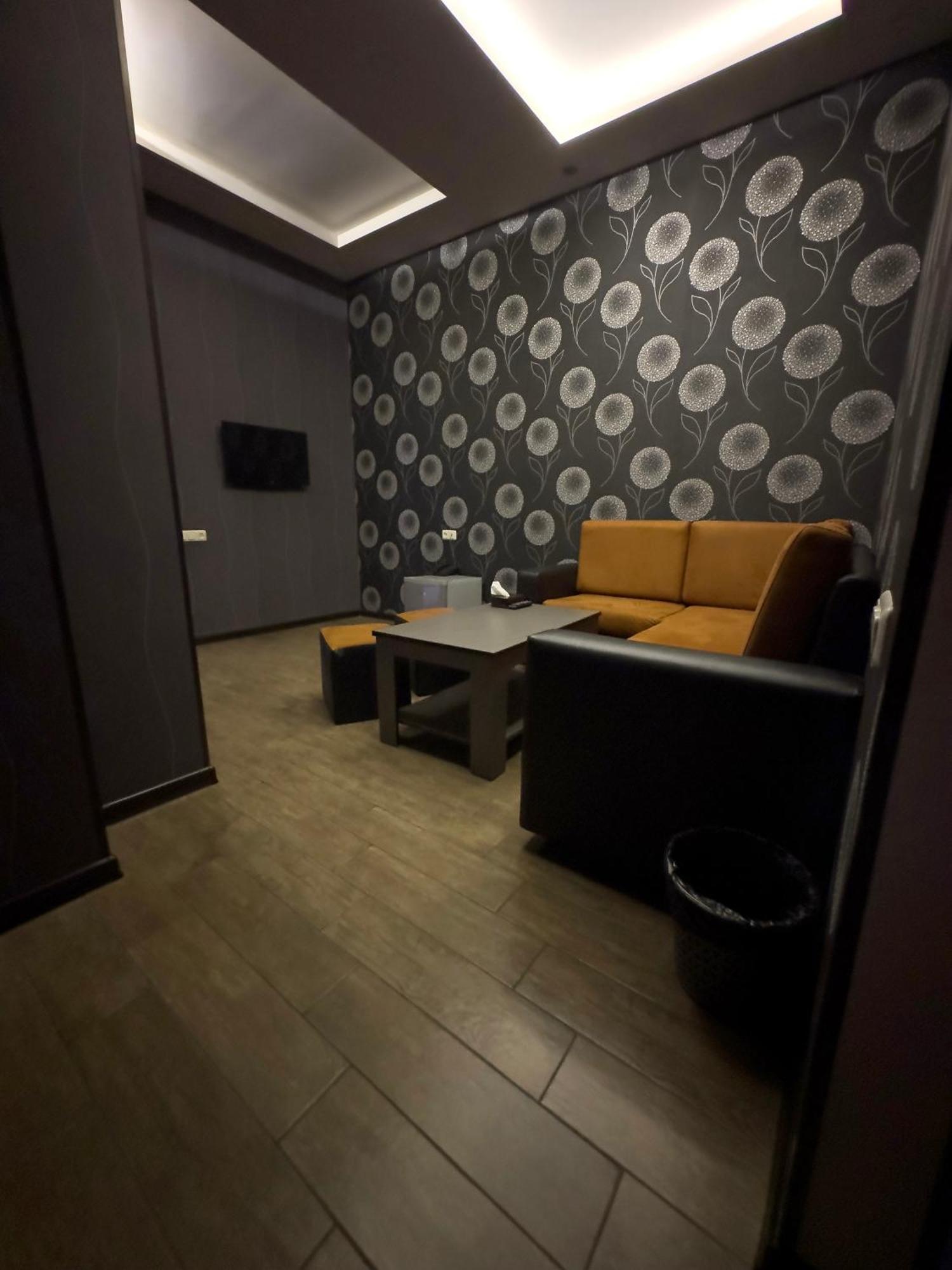Eridana Hotel Yerevan Ngoại thất bức ảnh
