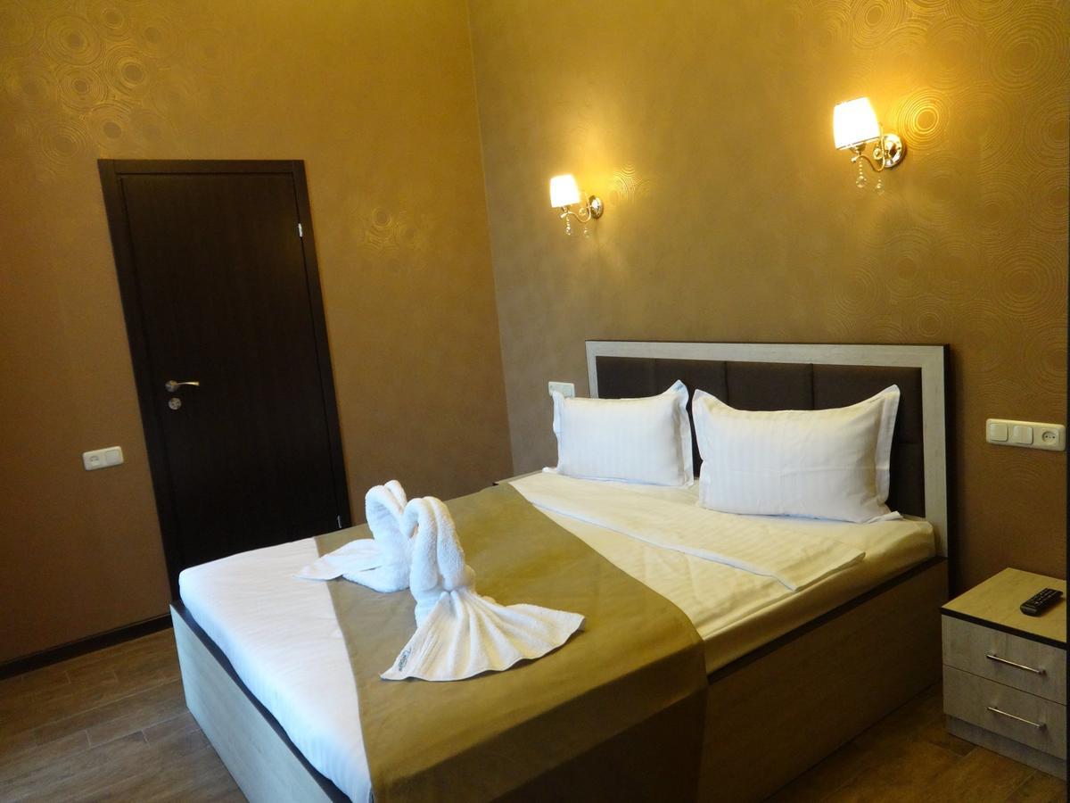 Eridana Hotel Yerevan Ngoại thất bức ảnh