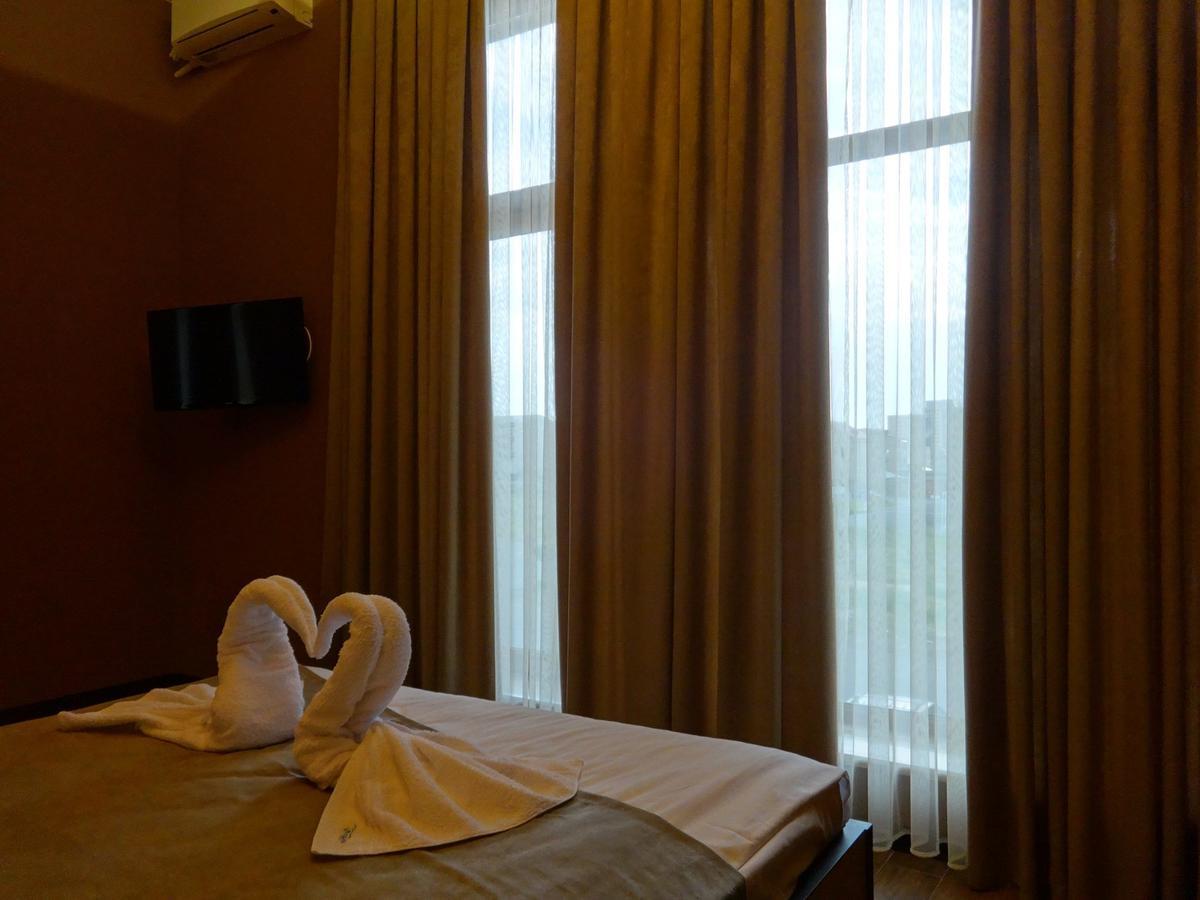 Eridana Hotel Yerevan Ngoại thất bức ảnh