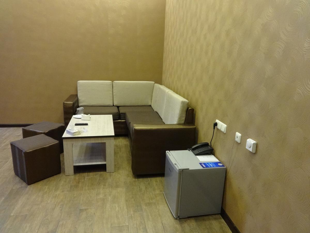 Eridana Hotel Yerevan Ngoại thất bức ảnh