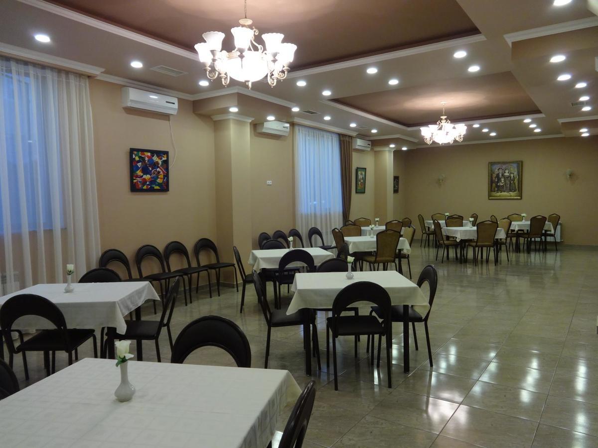 Eridana Hotel Yerevan Ngoại thất bức ảnh