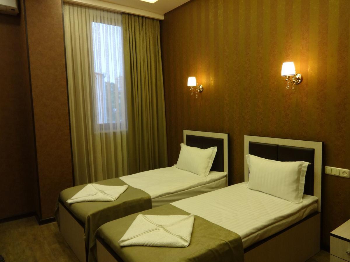 Eridana Hotel Yerevan Ngoại thất bức ảnh