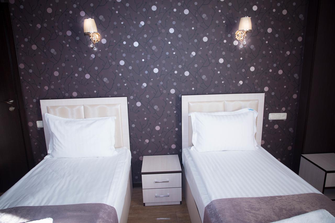 Eridana Hotel Yerevan Ngoại thất bức ảnh