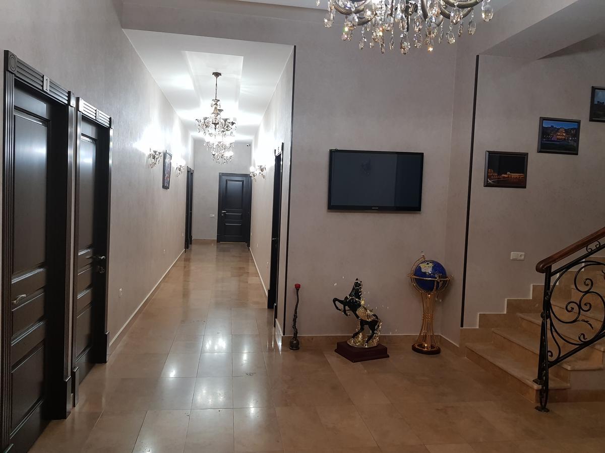 Eridana Hotel Yerevan Ngoại thất bức ảnh